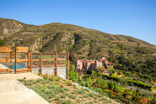 UNIVERSAL-D424-MA-82