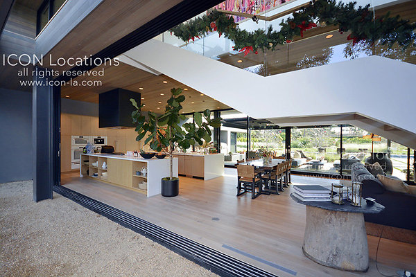 MO3023 066LR-ICON - ICON Locations | www.ICON-LA.com Modern  for Filming