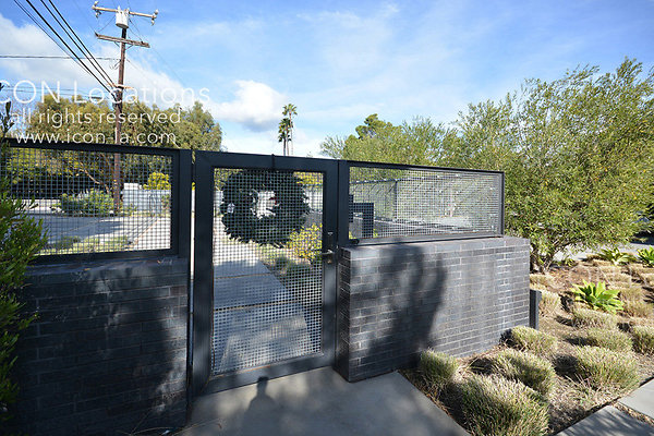 MO3023 085LR-ICON - ICON Locations | www.ICON-LA.com Modern  for Filming