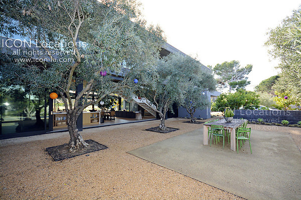 MO3023 069LR-ICON - ICON Locations | www.ICON-LA.com Modern  for Filming