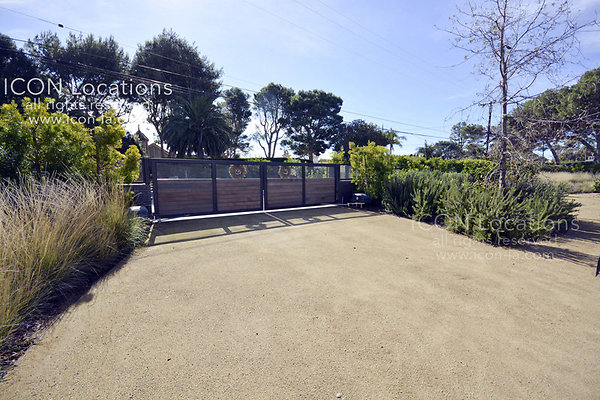 MO3023 039LR-ICON - ICON Locations | www.ICON-LA.com Modern for Filming MO3023 039LR-ICON - ICON Locations | www.ICON-LA.com Modern for Filming