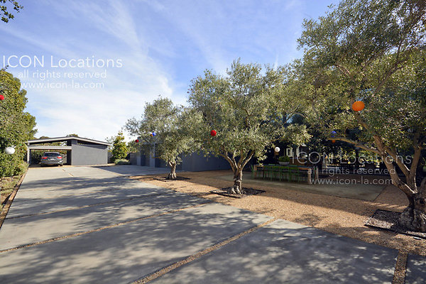 MO3023 071LR-ICON - ICON Locations | www.ICON-LA.com Modern  for Filming