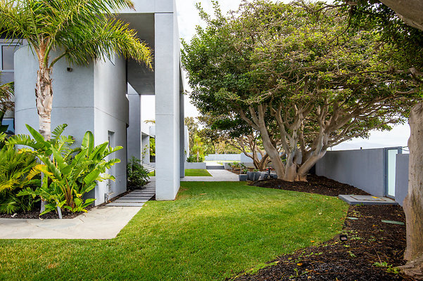 UNIVERSAL-D147-MA-24