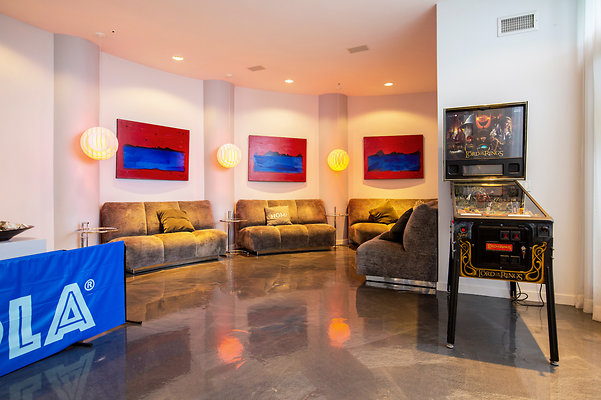 UNIVERSAL-D147-MA-42