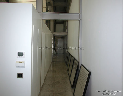 man-0013 hallway 2 18 man-0013 hallway 2 18