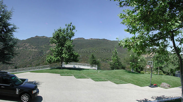 man-0013 front yard 05 man-0013 front yard 05