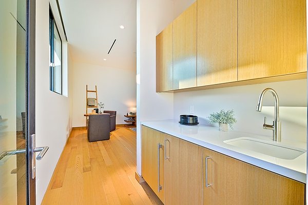 7860 (101) 7860 (101)