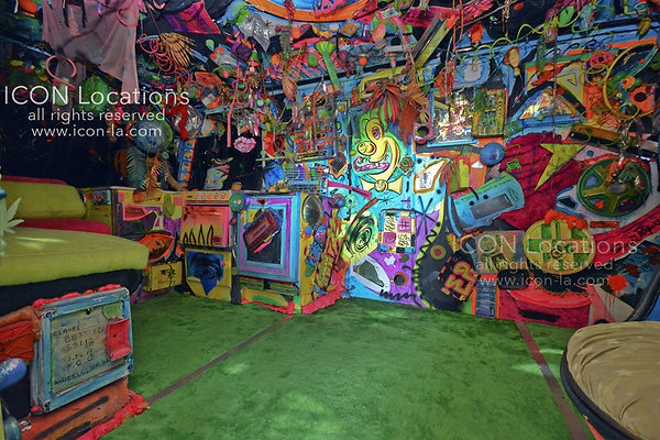 MO3025 048LR-ICON - ICON Locations | www.ICON-LA.com Modern for Filming MO3025 048LR-ICON - ICON Locations | www.ICON-LA.com Modern for Filming