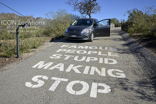 MO3025 064LR-ICON - ICON Locations | www.ICON-LA.com Modern  for Filming