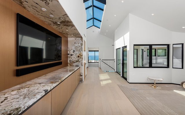  1BroadBeach-print-30