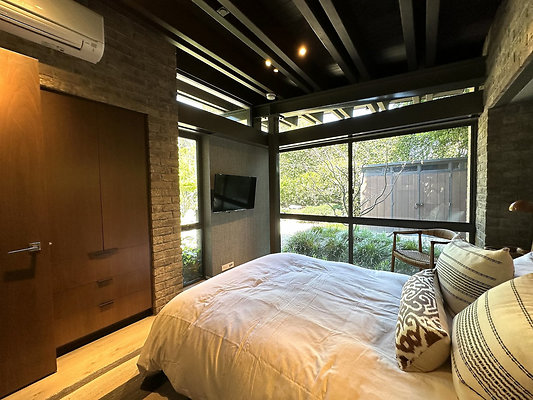 UNIVERSAL-CW313-MA-147 UNIVERSAL-CW313-MA-147