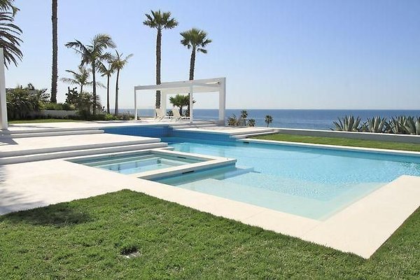 UNIVERSAL-B687-MA-2 UNIVERSAL-B687-MA-2