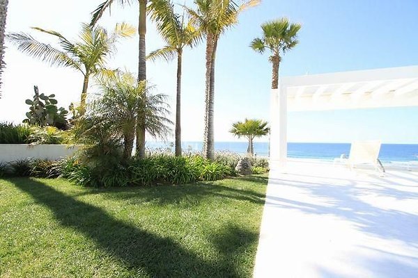 UNIVERSAL-B687-MA-64 UNIVERSAL-B687-MA-64