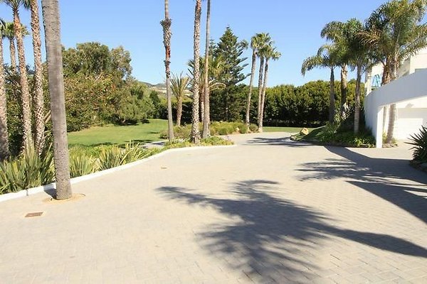 UNIVERSAL-B687-MA-77 UNIVERSAL-B687-MA-77