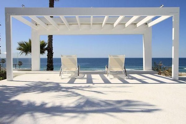 UNIVERSAL-B687-MA-17 UNIVERSAL-B687-MA-17