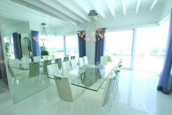 UNIVERSAL-B687-MA-112 UNIVERSAL-B687-MA-112