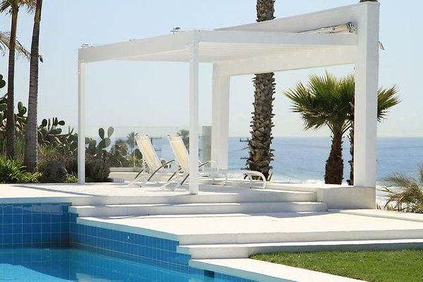 UNIVERSAL-B687-MA-29 UNIVERSAL-B687-MA-29