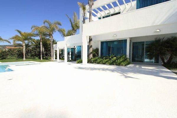 UNIVERSAL-B687-MA-62 UNIVERSAL-B687-MA-62