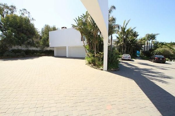 UNIVERSAL-B687-MA-85 UNIVERSAL-B687-MA-85