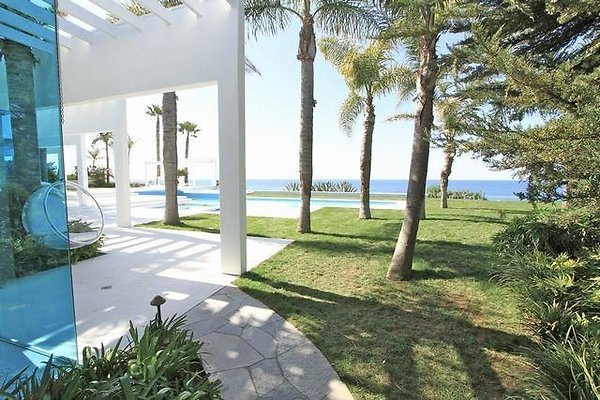 UNIVERSAL-B687-MA-41 UNIVERSAL-B687-MA-41