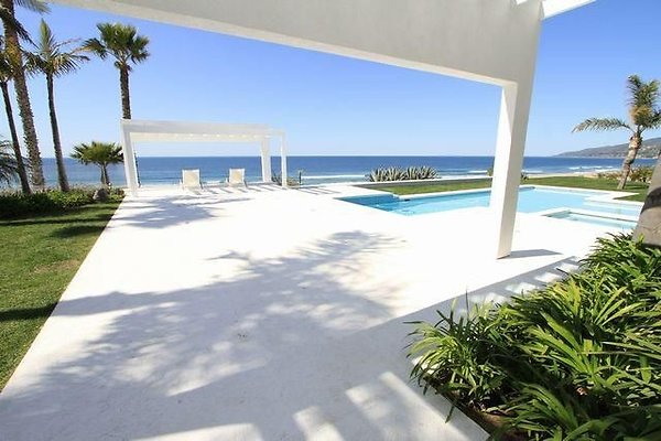 UNIVERSAL-B687-MA-23 UNIVERSAL-B687-MA-23