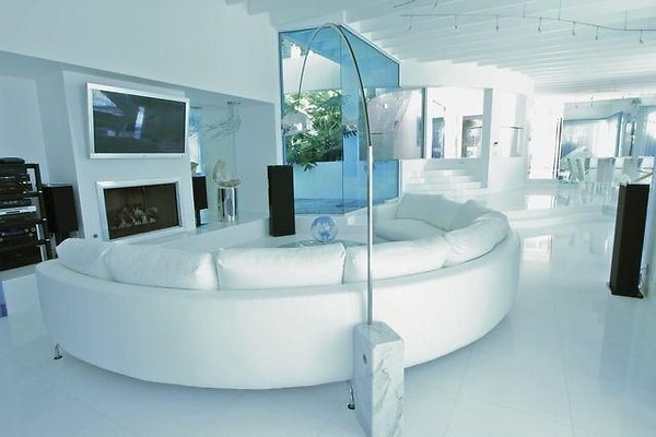 UNIVERSAL-B687-MA-139 UNIVERSAL-B687-MA-139