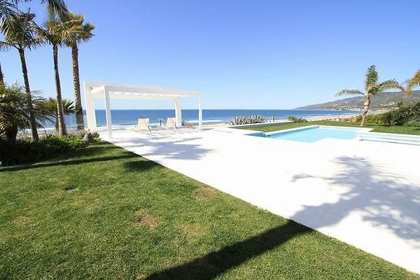 UNIVERSAL-B687-MA-20 UNIVERSAL-B687-MA-20