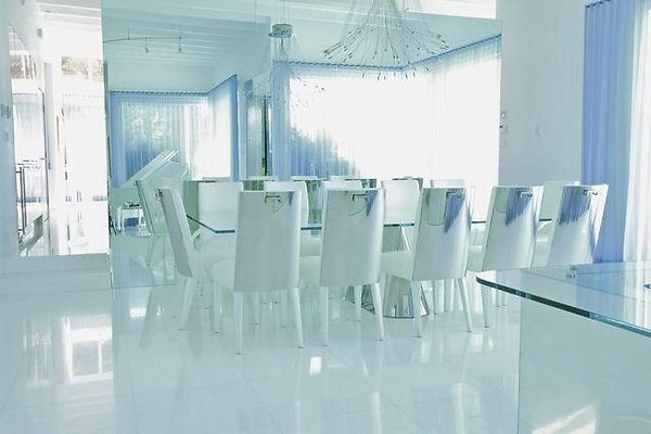 UNIVERSAL-B687-MA-143 UNIVERSAL-B687-MA-143