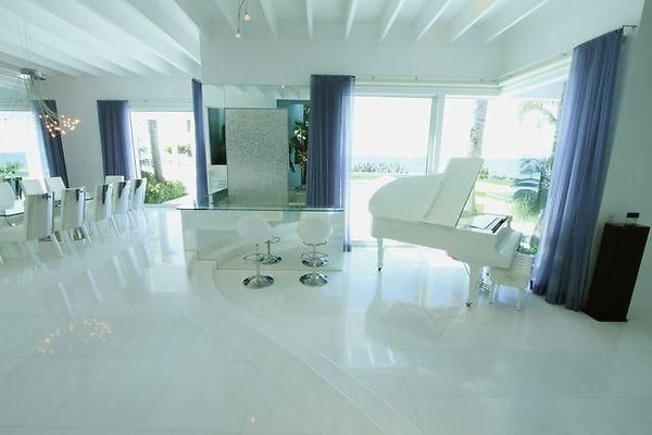 UNIVERSAL-B687-MA-103 UNIVERSAL-B687-MA-103