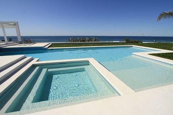 UNIVERSAL-B687-MA-8 UNIVERSAL-B687-MA-8