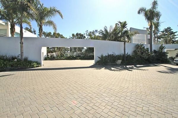 UNIVERSAL-B687-MA-82 UNIVERSAL-B687-MA-82