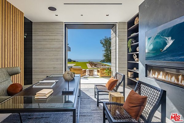 23-329165 16 4 23-329165 16 4