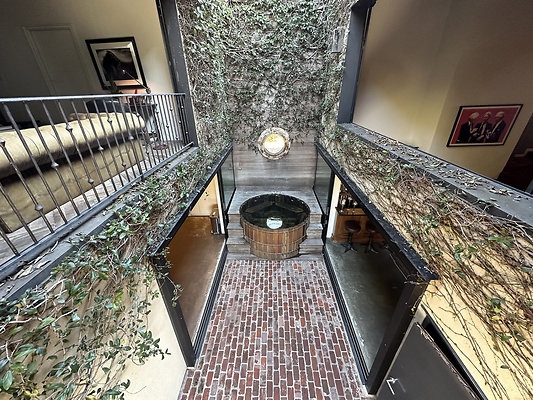 UNIVERSAL-CW246-VEN-69