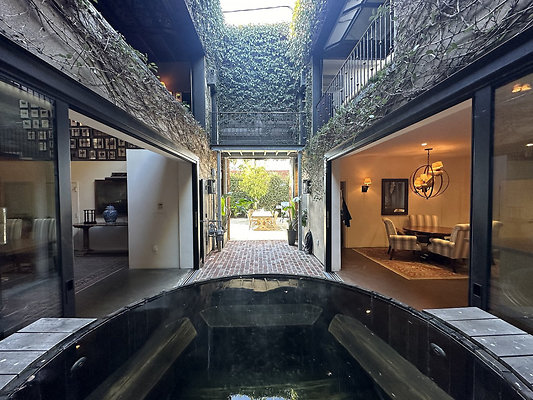 UNIVERSAL-CW246-VEN-27 UNIVERSAL-CW246-VEN-27