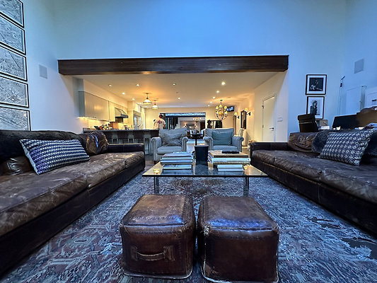 UNIVERSAL-CW246-VEN-86