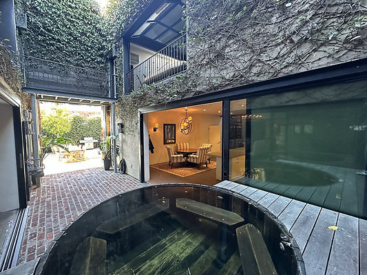 UNIVERSAL-CW246-VEN-28 UNIVERSAL-CW246-VEN-28