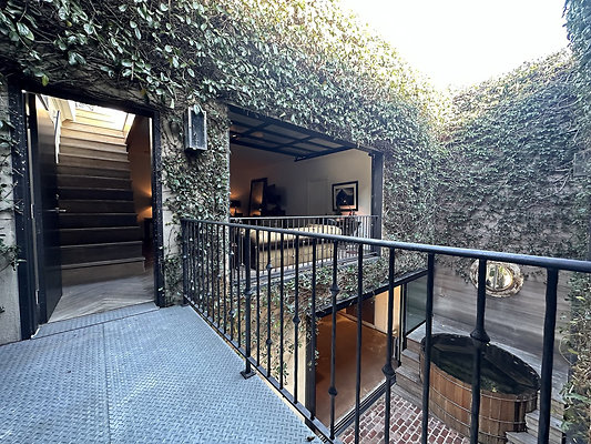 UNIVERSAL-CW246-VEN-53 UNIVERSAL-CW246-VEN-53