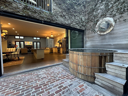 UNIVERSAL-CW246-VEN-24 UNIVERSAL-CW246-VEN-24