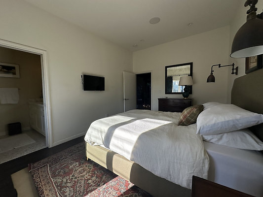 UNIVERSAL-CW246-VEN-49 UNIVERSAL-CW246-VEN-49