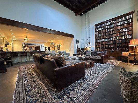 UNIVERSAL-CW246-VEN-85