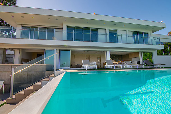 UNIVERSAL-C162-PP-83 UNIVERSAL-C162-PP-83