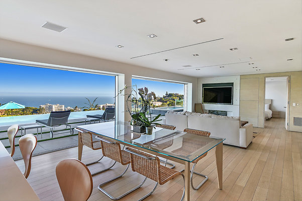 UNIVERSAL-C162-PP-21 UNIVERSAL-C162-PP-21