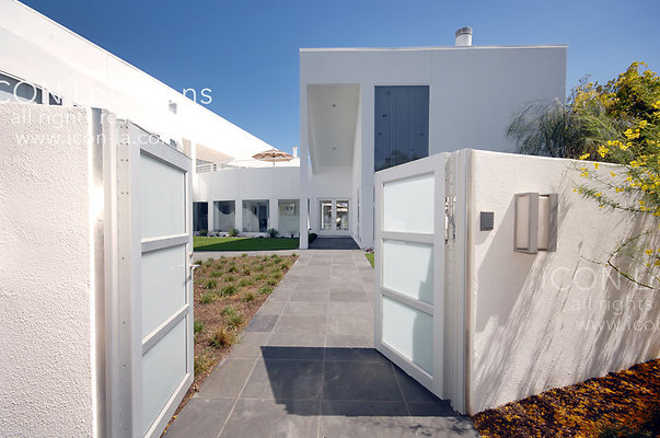 MO1268 005ICON - ICON Locations | www.ICON-LA.com Modern for Filming MO1268 005ICON - ICON Locations | www.ICON-LA.com Modern for Filming