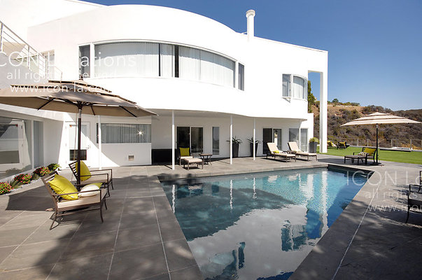 MO1268 031ICON - ICON Locations | www.ICON-LA.com Modern for Filming MO1268 031ICON - ICON Locations | www.ICON-LA.com Modern for Filming