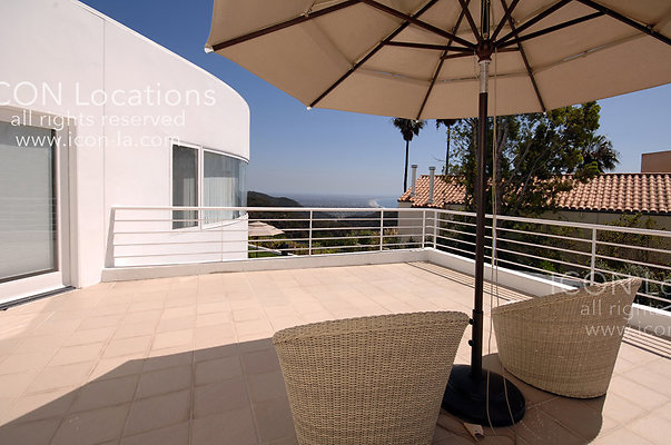 MO1268 017ICON - ICON Locations | www.ICON-LA.com Modern for Filming MO1268 017ICON - ICON Locations | www.ICON-LA.com Modern for Filming