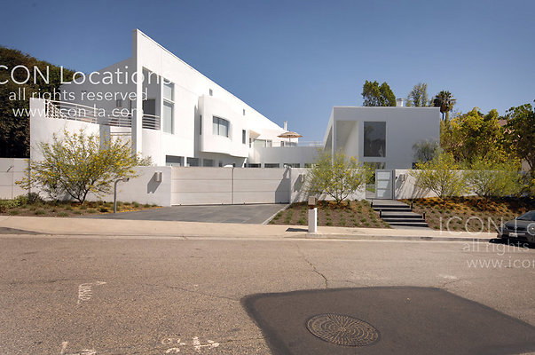 MO1268 003ICON - ICON Locations | www.ICON-LA.com Modern for Filming MO1268 003ICON - ICON Locations | www.ICON-LA.com Modern for Filming