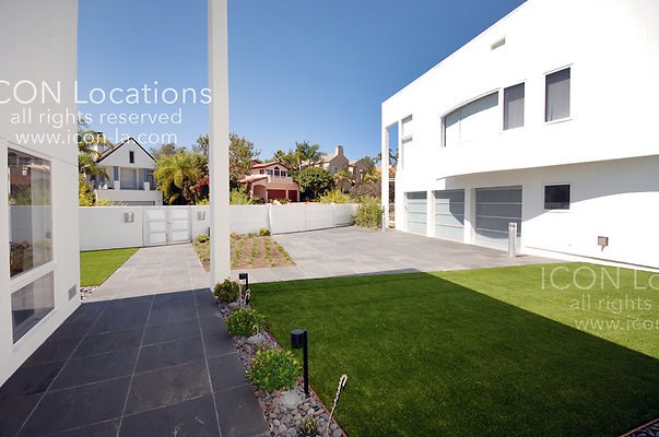 MO1268 014ICON - ICON Locations | www.ICON-LA.com Modern for Filming MO1268 014ICON - ICON Locations | www.ICON-LA.com Modern for Filming