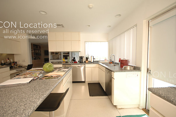 MO1268 041ICON - ICON Locations | www.ICON-LA.com Modern for Filming MO1268 041ICON - ICON Locations | www.ICON-LA.com Modern for Filming