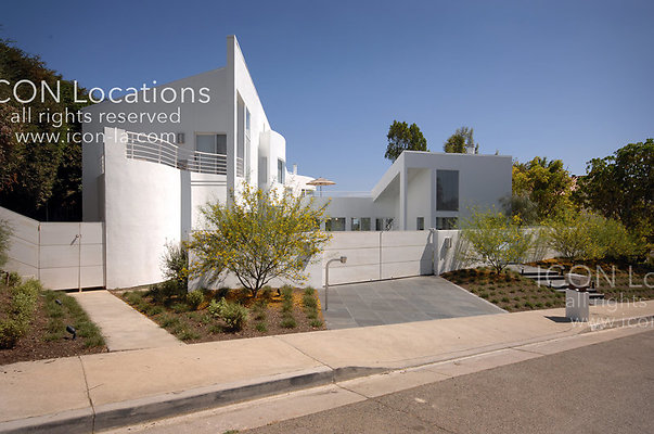 MO1268 002ICON - ICON Locations | www.ICON-LA.com Modern for Filming MO1268 002ICON - ICON Locations | www.ICON-LA.com Modern for Filming