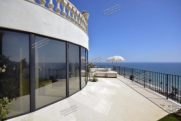 VILLA2135 072 VILLA2135 072